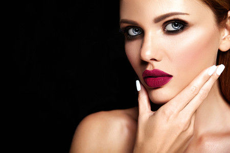  De la douceur et du bien-être avec un soin du visage et une pose de vernis mains ou pieds
