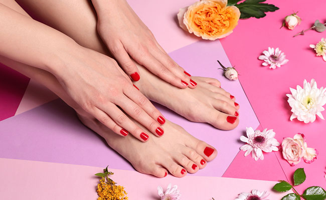 Spa des pieds + pose de vernis semi-permanent
