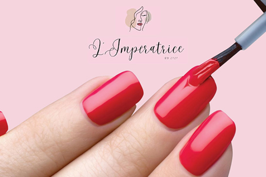 Pose vernis de semi-permanent mains