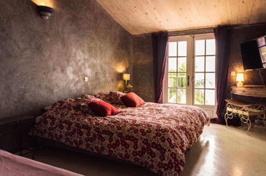 1 nuit pr 2 personnes + petit déjeuner