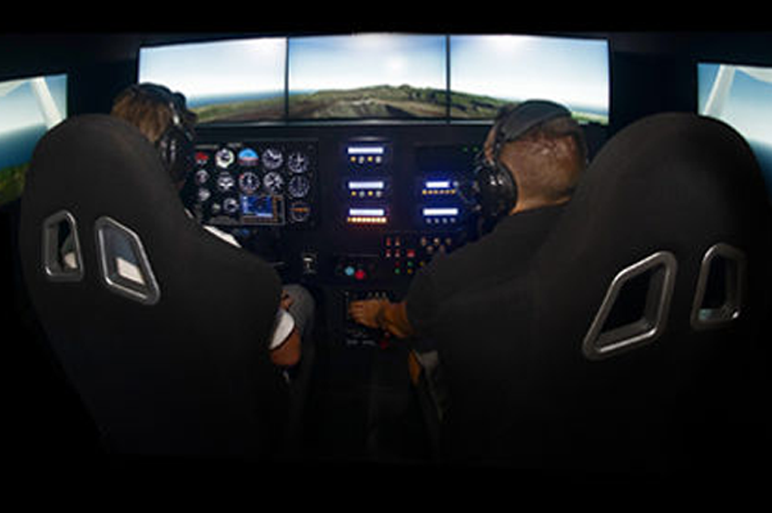 Simulateur d’avion Cessna ou hélicoptère pour 2 personnes