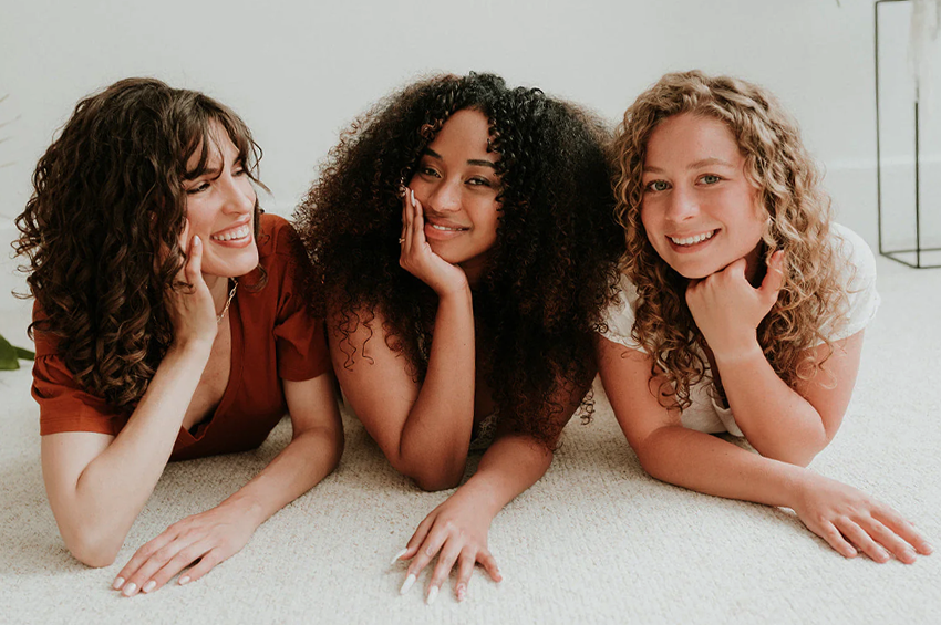 Soin profond cheveux bouclés (toutes les longueurs)